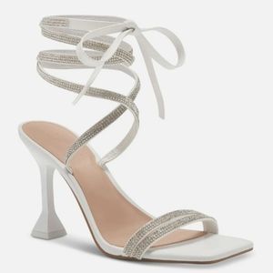 Tie up heels